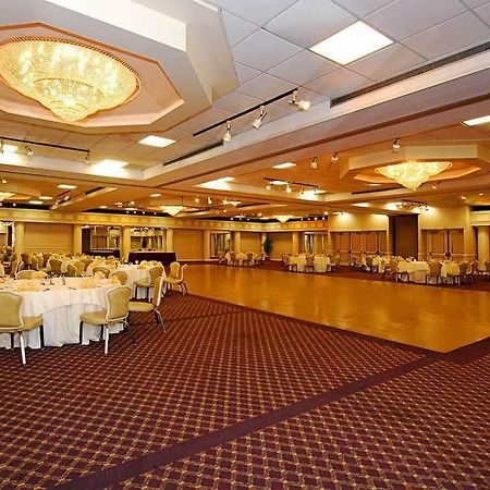 Quality Inn & Conference Center Maple Shade Étterem fotó