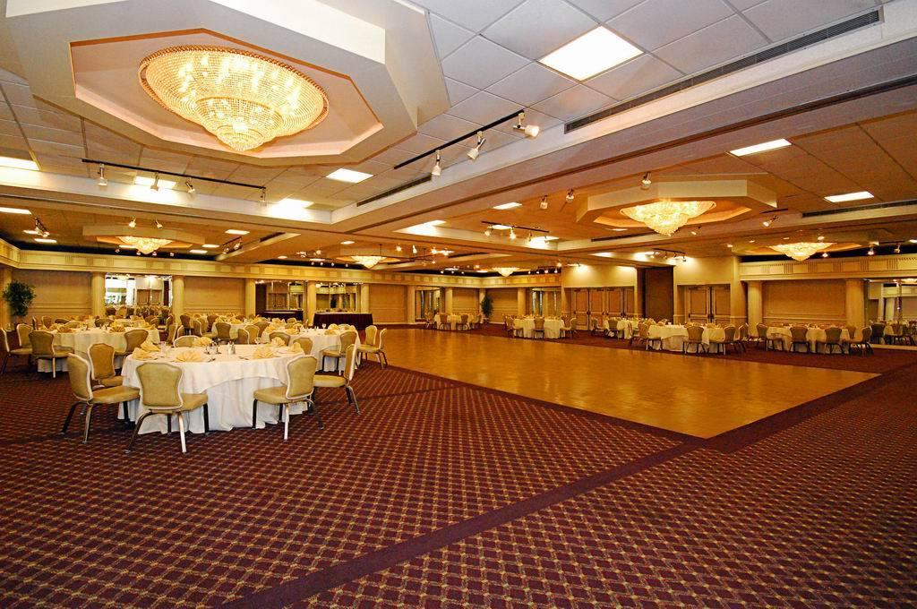 Quality Inn & Conference Center Maple Shade Étterem fotó